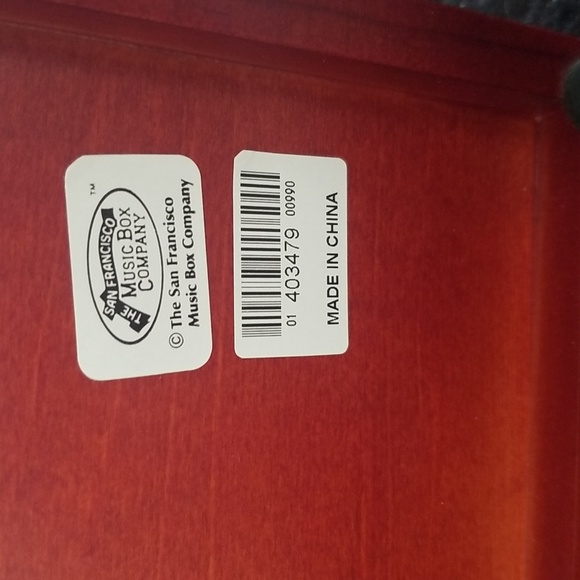 Vintage San Francisco Co. Music Box - Picture 3 of 5